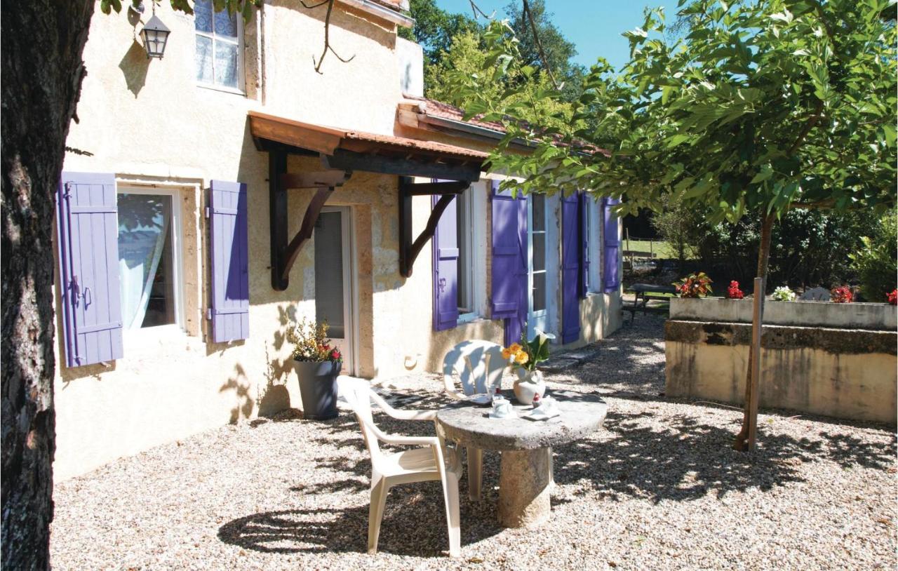 Gorgeous Home In Lavardac With Kitchen Esterno foto