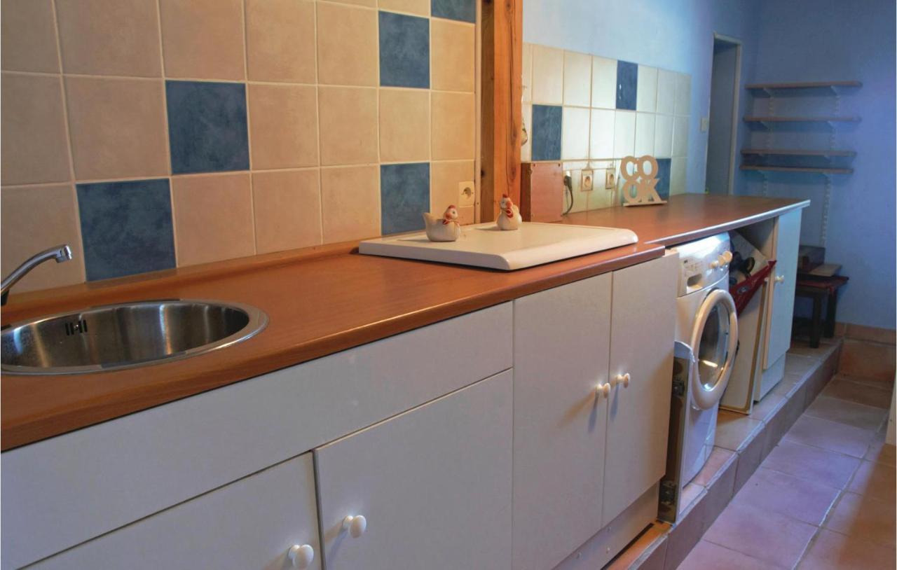 Gorgeous Home In Lavardac With Kitchen Esterno foto